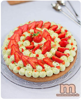 23-Tarte-fraises-pistache-par-Macaronnette