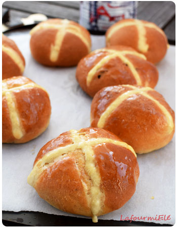 Pâques hot-cross-buns
